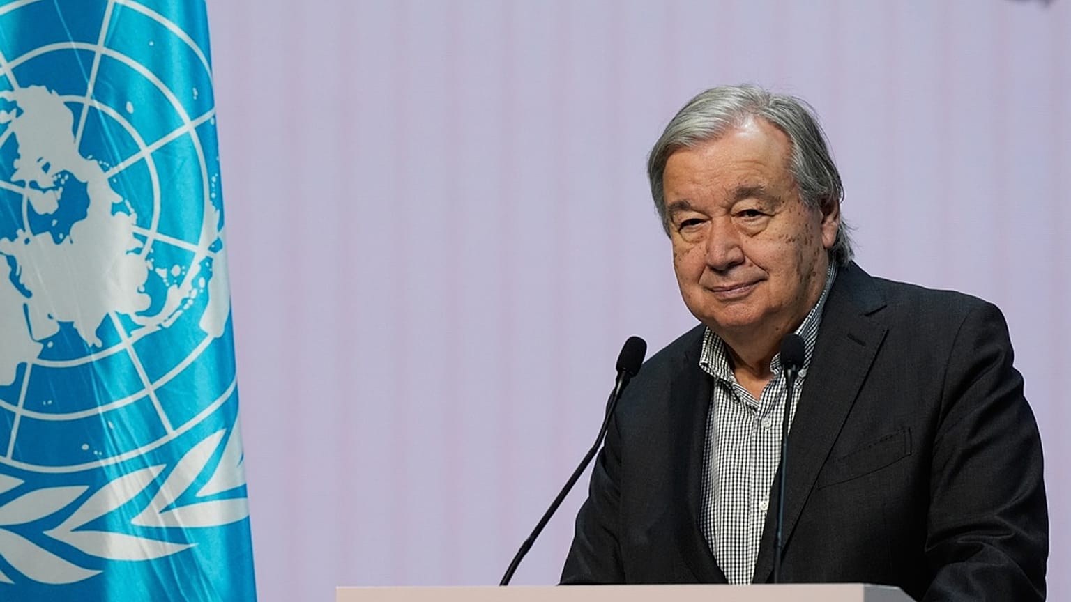 UN Secretary-General Antonio Guterres speaks during a news conference at the COP30 U.N. Climate Summit, Thursday, Nov. 20, 2025, in Belem, Brazil. (AP Photo/Fernando Llano)